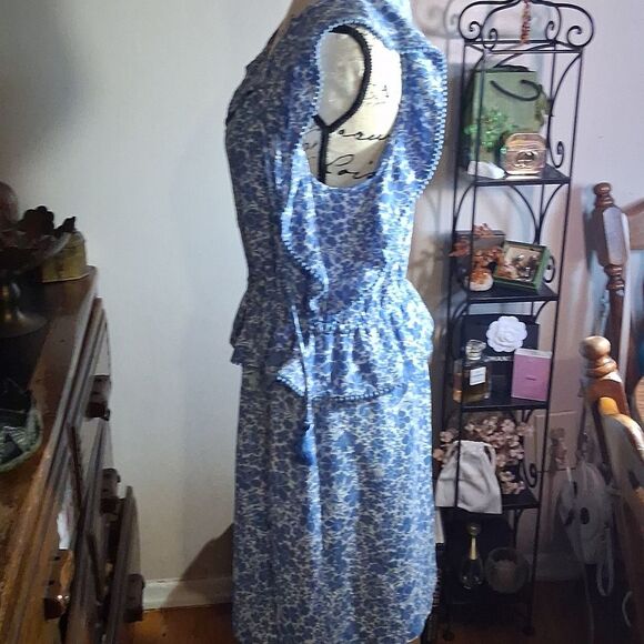 Michael Kors Blue Floral Dress with Ruffle Details Size Medium - Picture 9 of 10